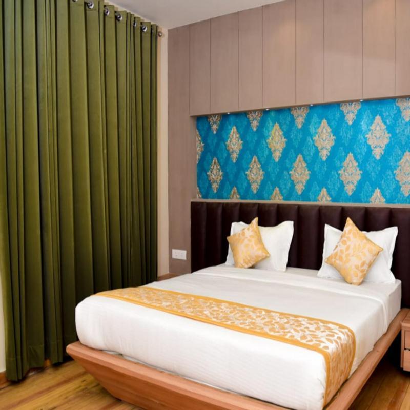 Hotel Olive Crown ลัคเนา ภายนอก รูปภาพ