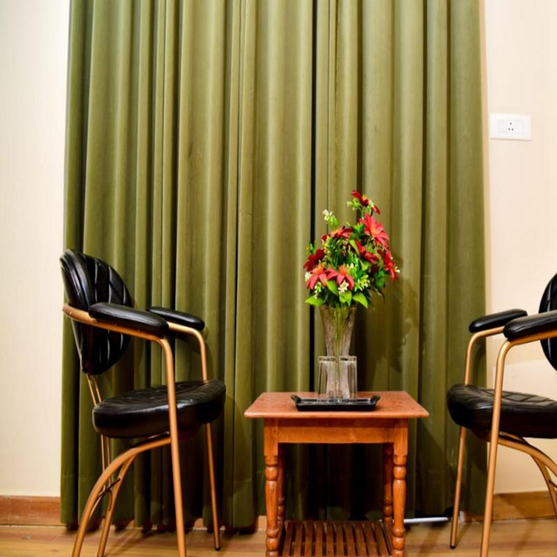 Hotel Olive Crown ลัคเนา ภายนอก รูปภาพ